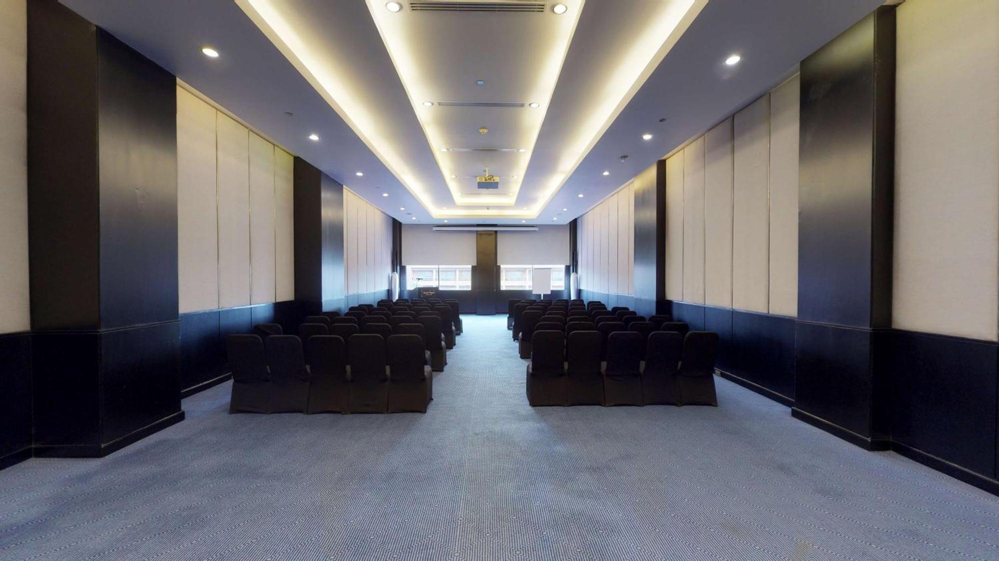 Dusit Thani Lakeview Cairo Exterior photo The 3D model of the auditorium